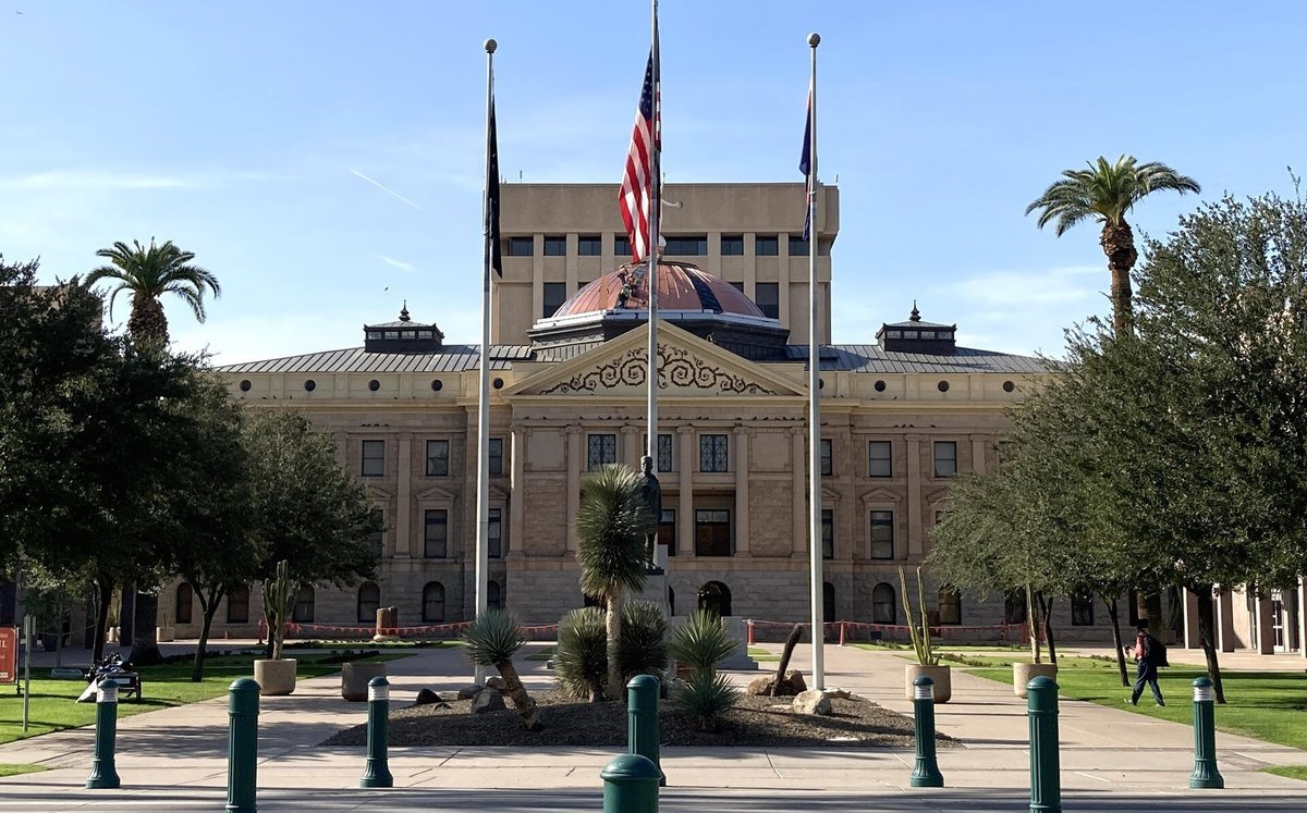 The Arizona State Capitol in Phoenix, where HB 2175 was amended before it became law