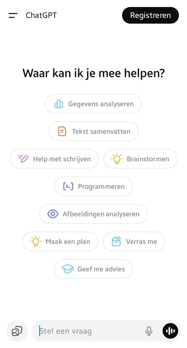 ChatGPT start screen on a phone in Dutch, with suggestion buttons and a black Registreren sign up button at top right
